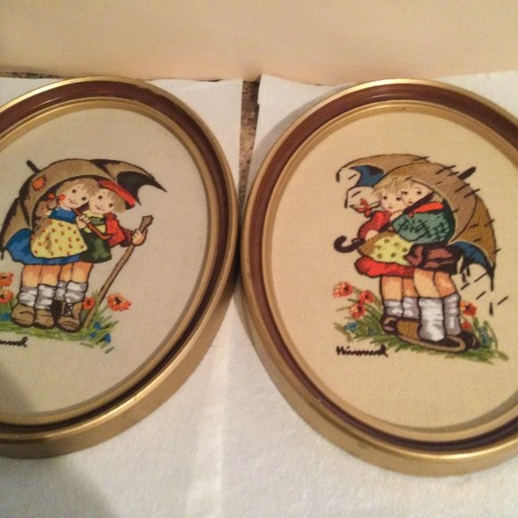 Pair vintage Hummel Crewel embroidery oval frame wall hanging children umbrella - Picture 11 of 11